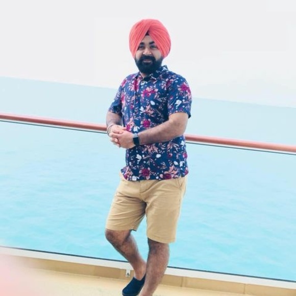 Meet your Posher, Amandeep - Picture 1 of 1